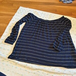 Gently worn Hollister top Junior girls size large